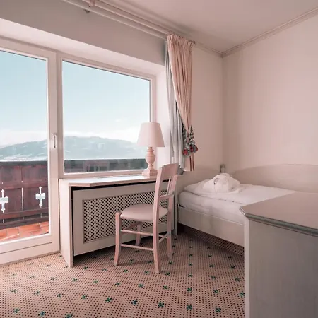 Mittelburg Wellnesshotel 4* Oy-Mittelberg