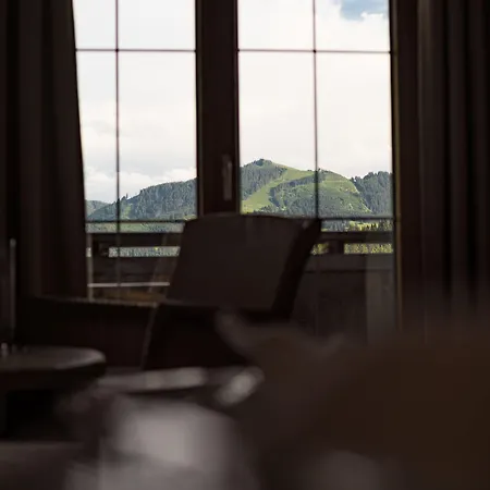 호텔 Mittelburg Wellnesshotel 오이미텔베르크