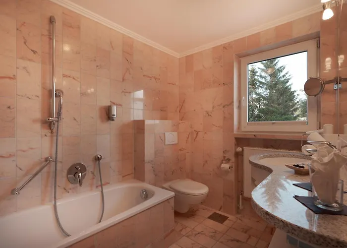 Mittelburg Wellnesshotel 4*